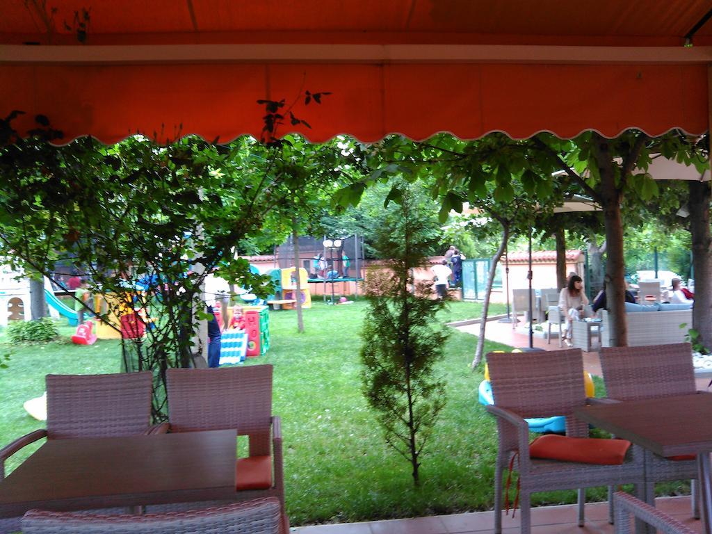 Nefeli Hotel Kozani Zewnętrze zdjęcie