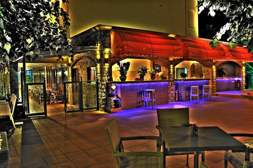Nefeli Hotel Kozani Zewnętrze zdjęcie